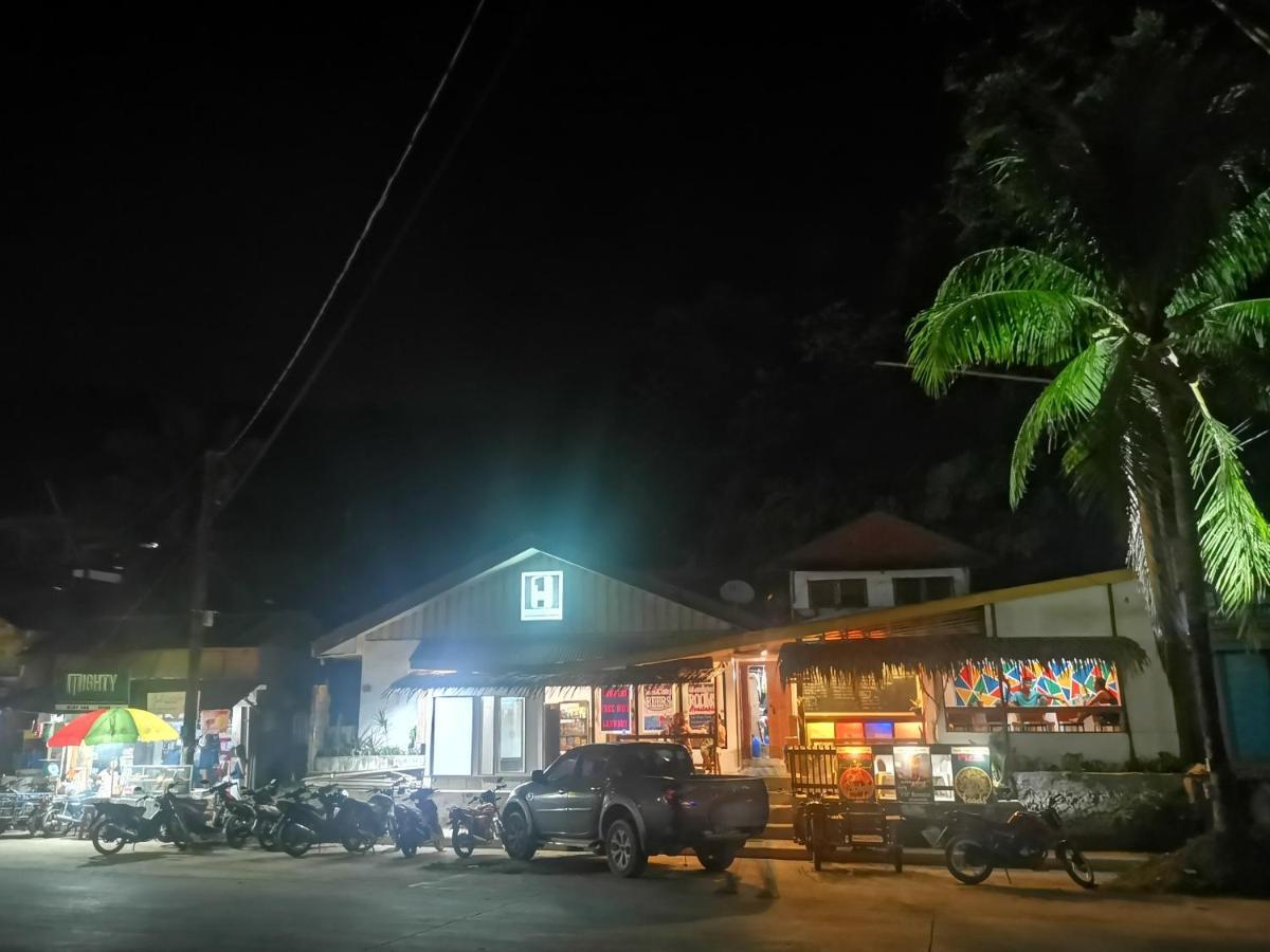 One Hostel - El Nido Exterior photo