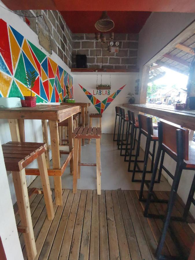 One Hostel - El Nido Exterior photo